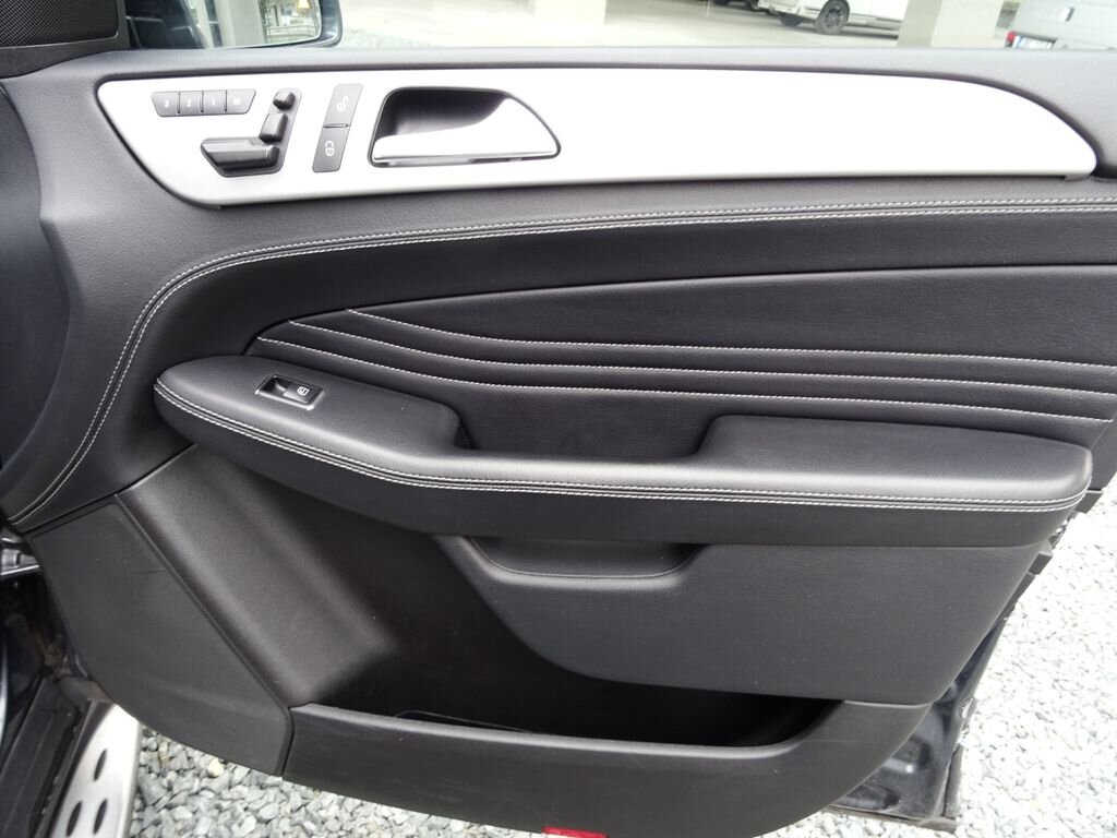 Mercedes-Benz Třídy M SUV / Terénní 3,0 l 190 kw