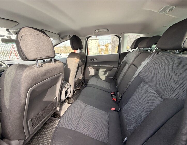 Peugeot 3008 Hatchback 1,6 l 88 kw