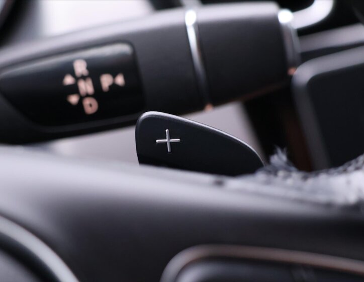 Mercedes-Benz GLE 27