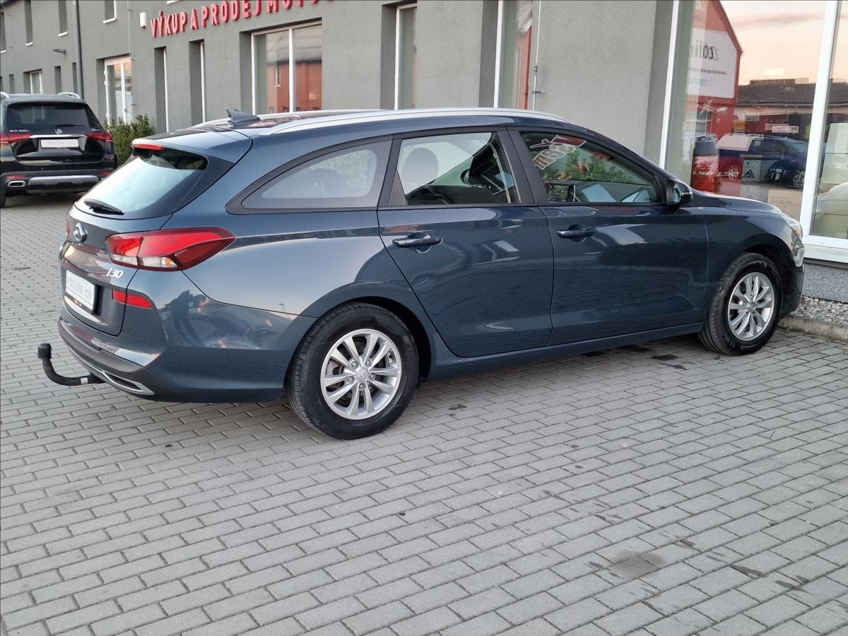 Hyundai i30 Kombi 1,6 l 85 kw