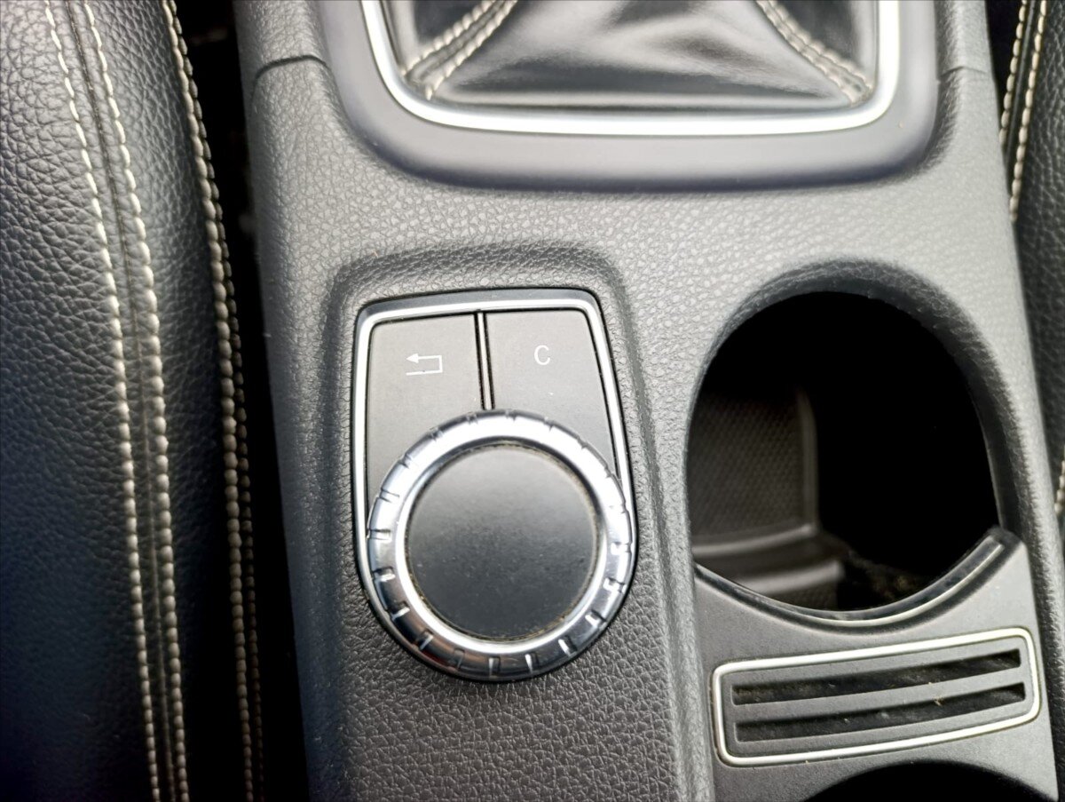 Mercedes-Benz Třídy A Kombi 1,5 l 80 kw