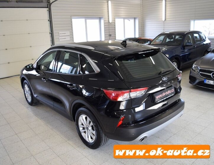 Ford Kuga SUV / Terénní 2,5 l 112 kw