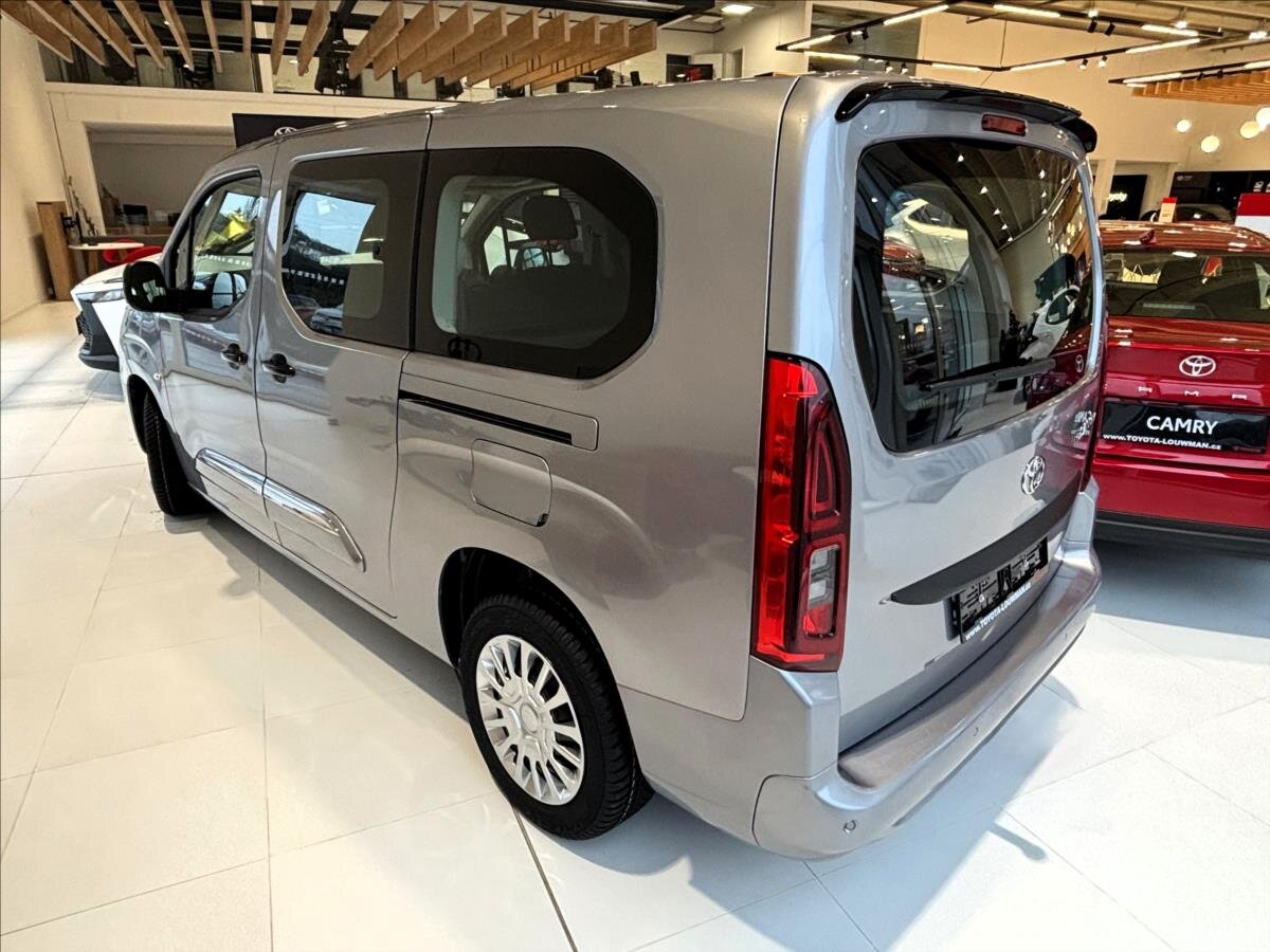 Toyota ProAce City Verso MPV 1,5 l 96 kw