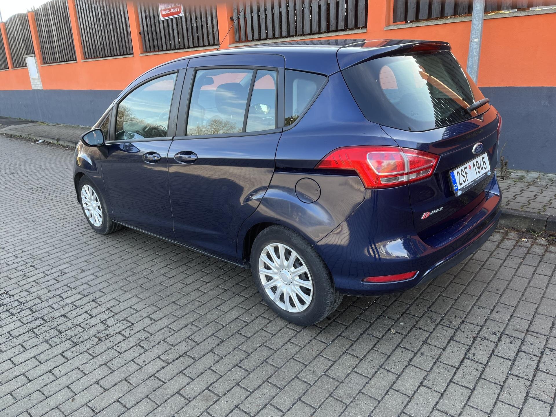 Ford B-MAX Kombi 1,5 l 55 kw