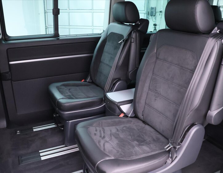 Volkswagen Multivan Kombi 2,0 l 146 kw