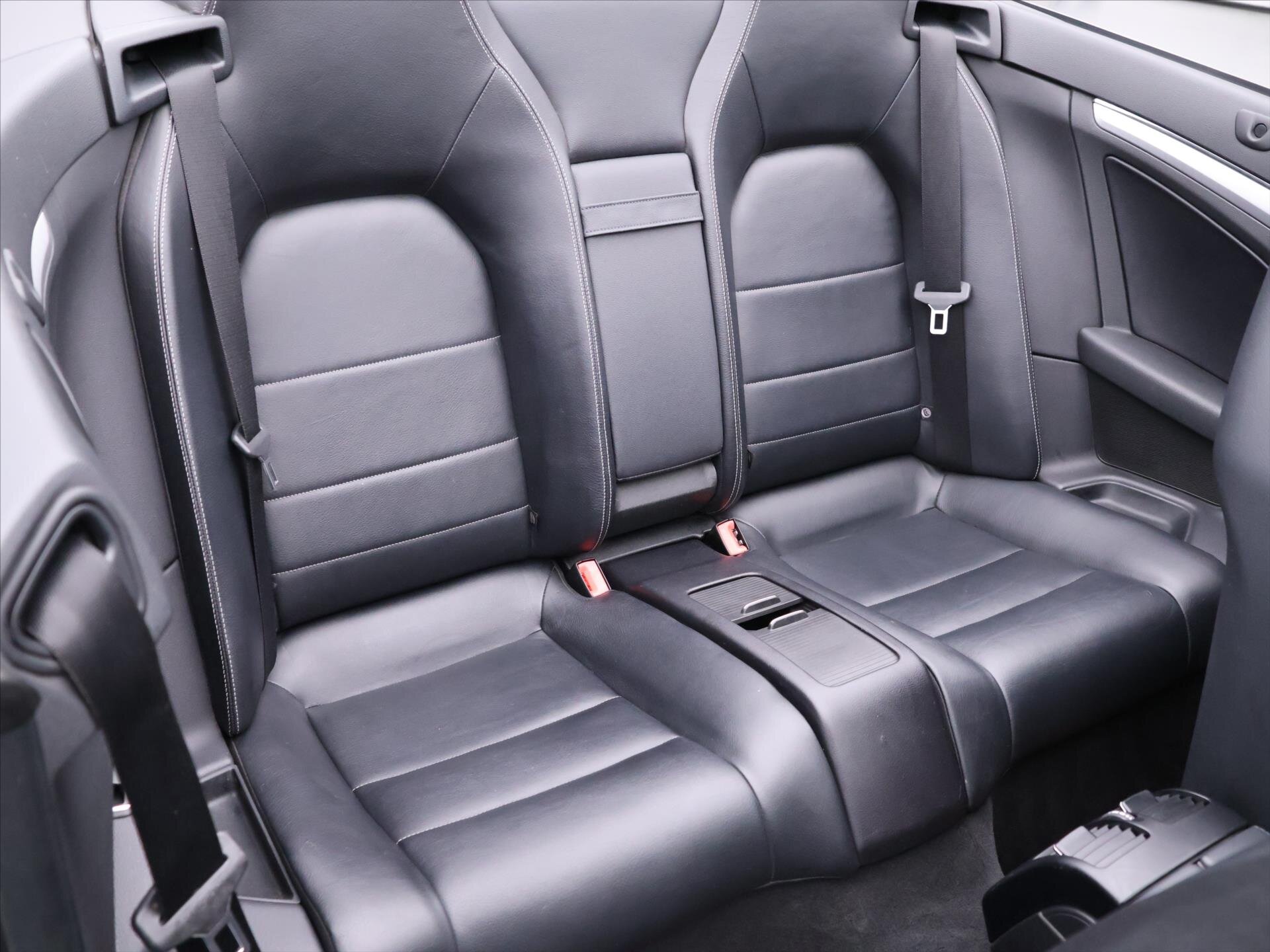 Mercedes-Benz Třídy E Kabriolet 2,1 l 125 kw