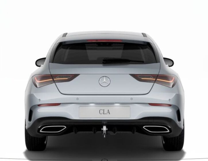 Mercedes-Benz CLA 5