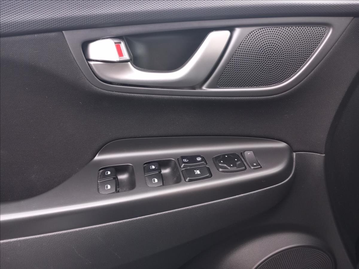 Hyundai Kona SUV 998,0 88 kw