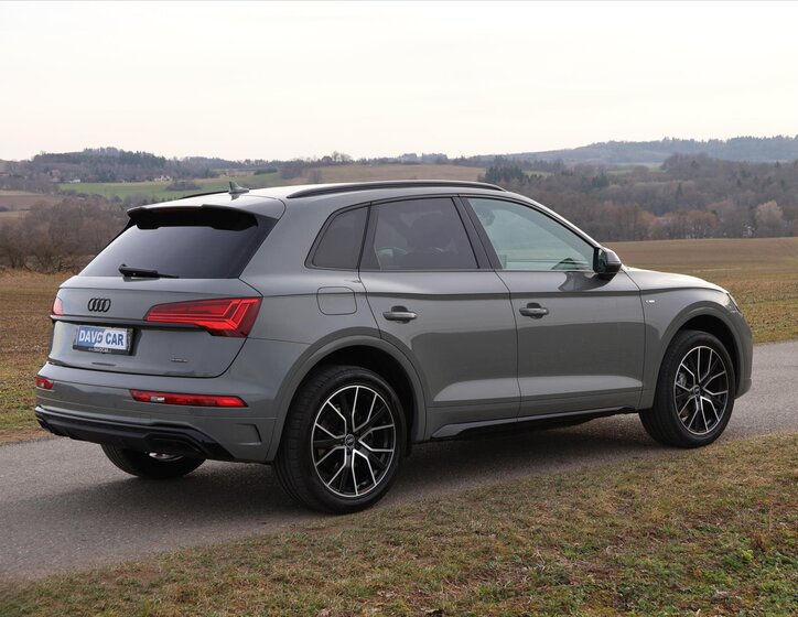 Audi Q5 SUV / Terénní 2,0 l 150 kw