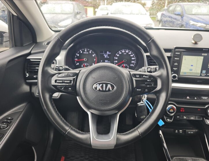 KIA Stonic SUV / Terénní 1,4 l 73 kw