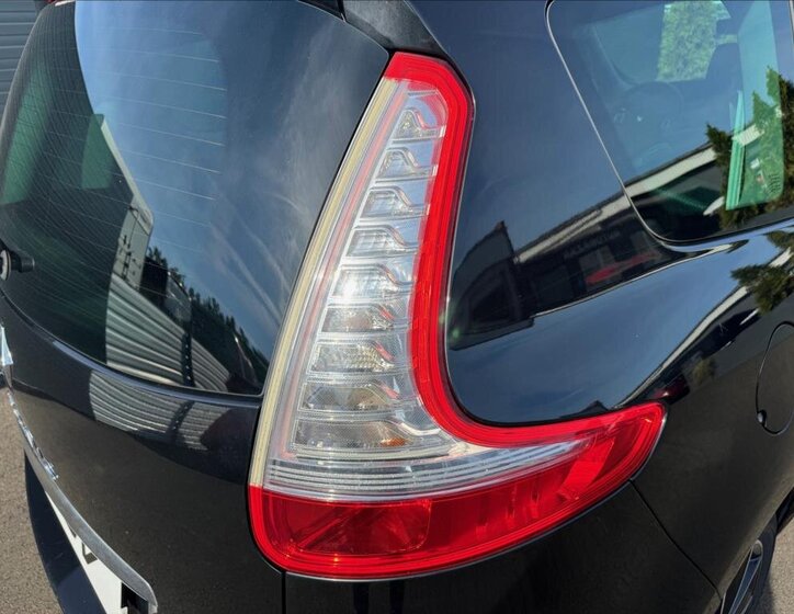 Renault Grand Scénic 28