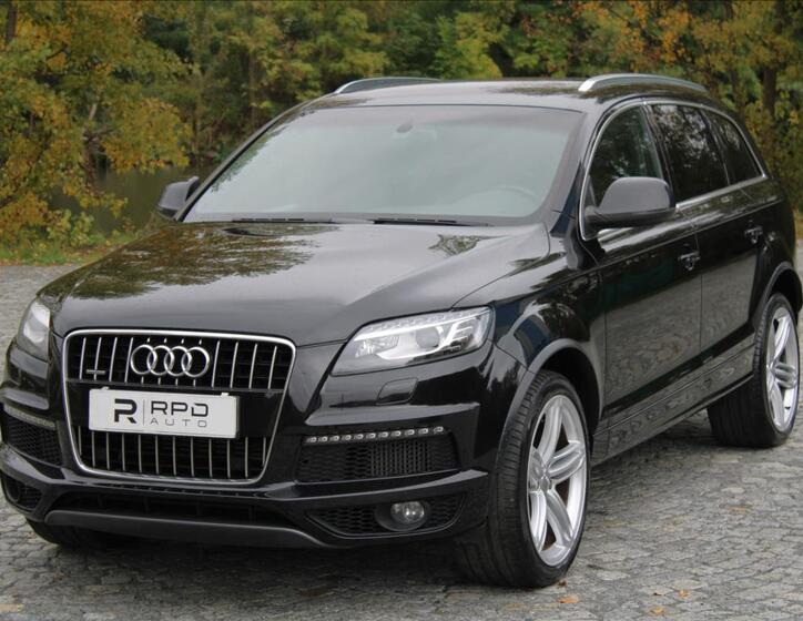 Audi Q7 1