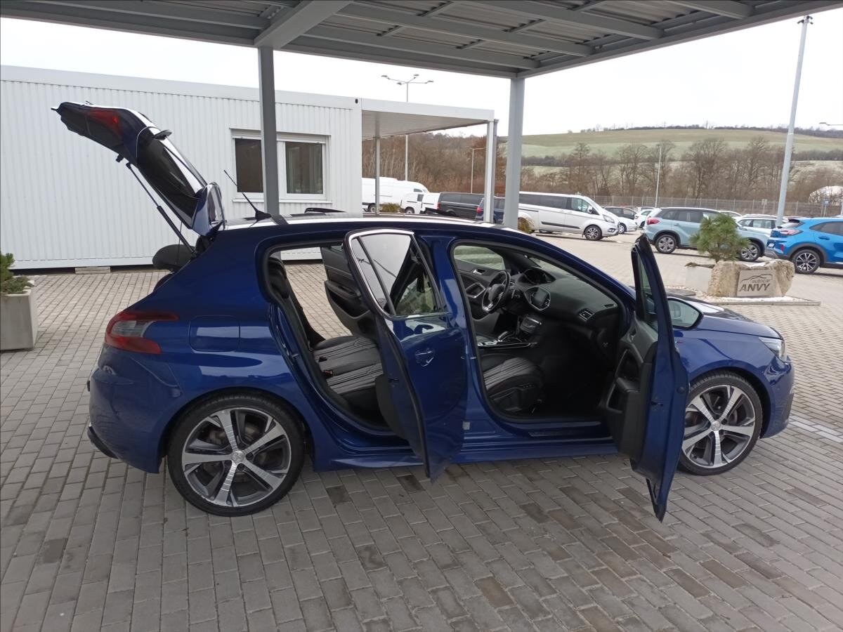 Peugeot 308 Hatchback 2,0 l 130 kw
