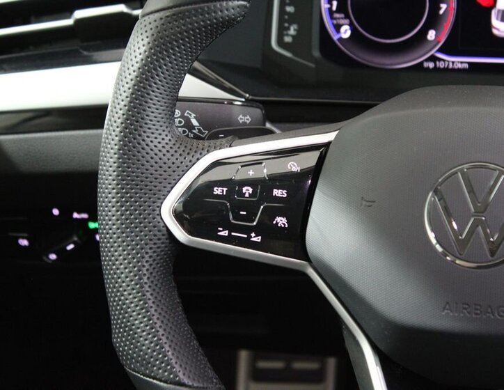 Volkswagen Arteon Sedan / Limuzína 2,0 l 140 kw