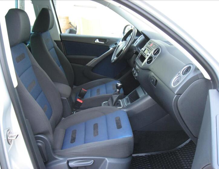 Volkswagen Tiguan 16