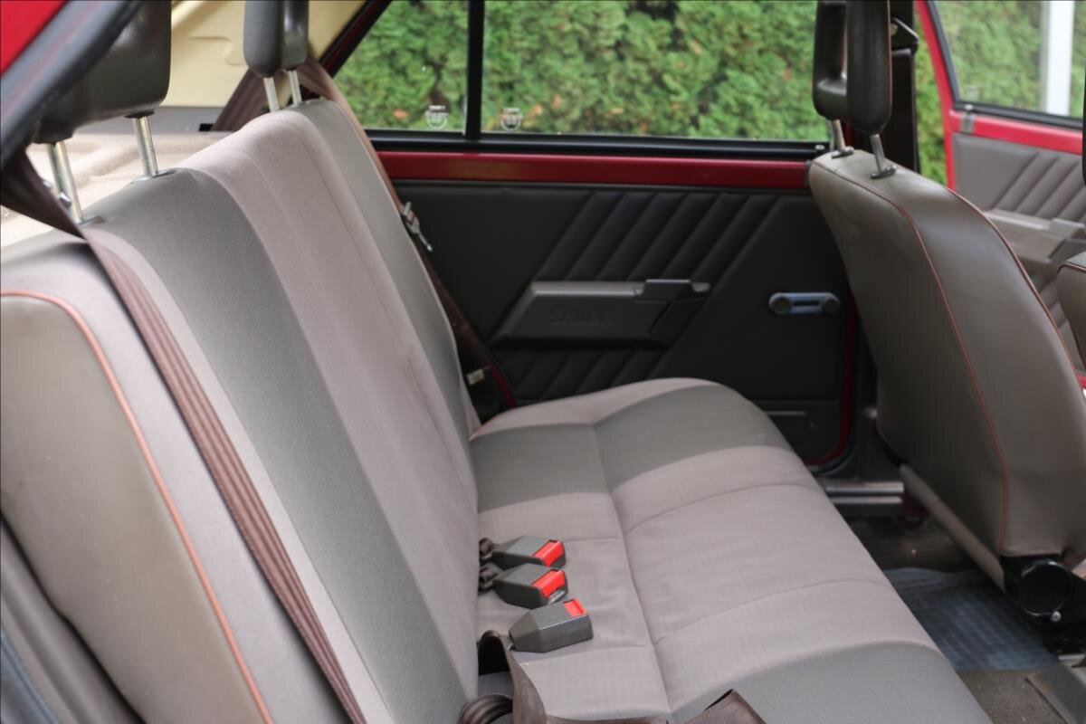 Škoda Favorit Hatchback 1,3 l 46 kw