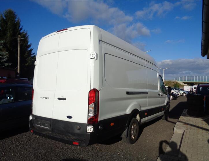 Ford Transit 4