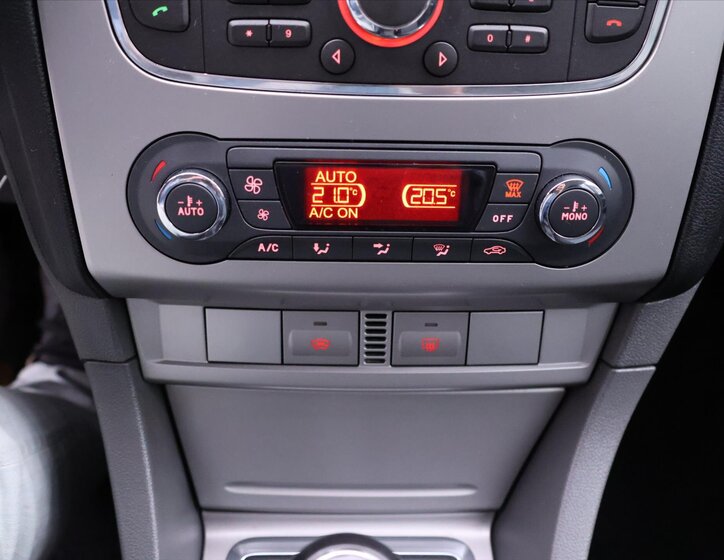 Ford Focus Hatchback 1,6 l 66 kw