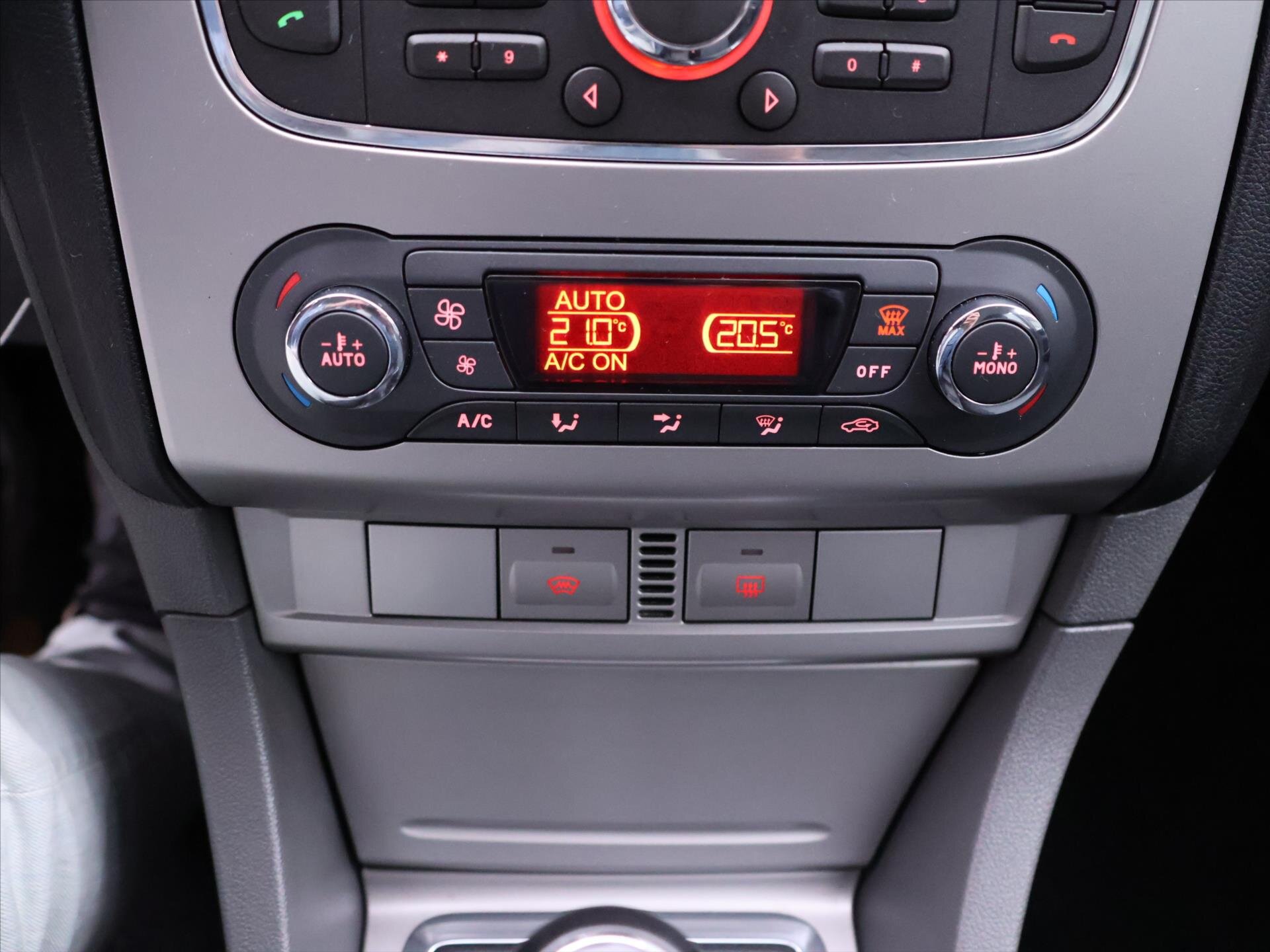 Ford Focus Hatchback 1,6 l 66 kw