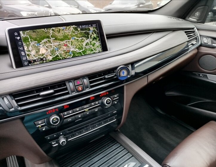 BMW X5 SUV 3,0 l 280 kw