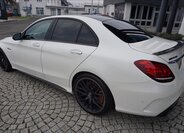 Mercedes-Benz Třídy C Sedan 4,0 l 375 kw