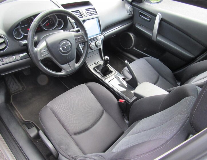 Mazda 6 9