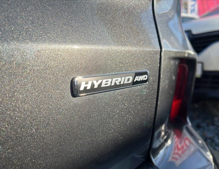Ford Kuga SUV / Terénní 2,5 l 134 kw