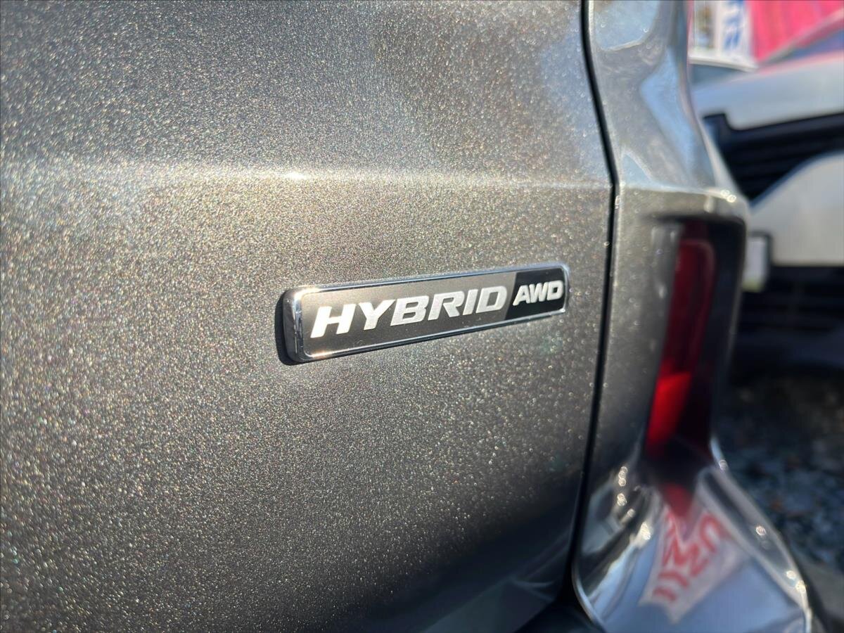 Ford Kuga SUV / Terénní 2,5 l 134 kw