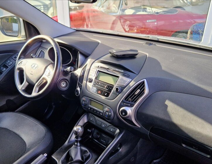 Hyundai ix35 SUV / Terénní 1,6 l 99 kw