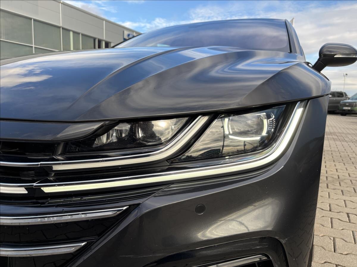 Volkswagen Arteon Liftback 2,0 l 206 kw