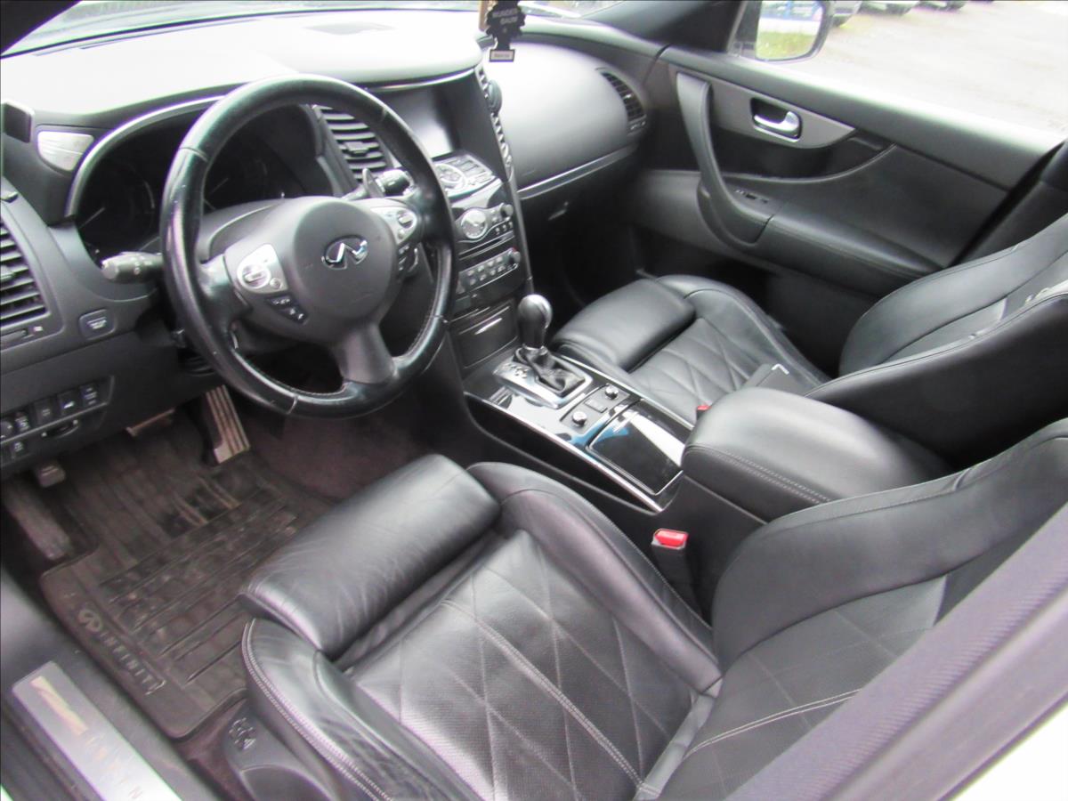 Infiniti FX30