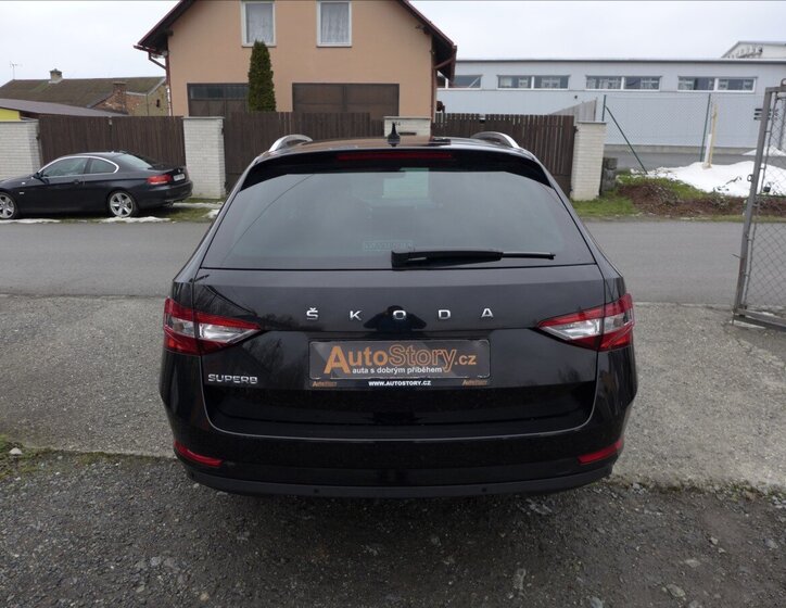 Škoda Superb Kombi 2,0 l 110 kw