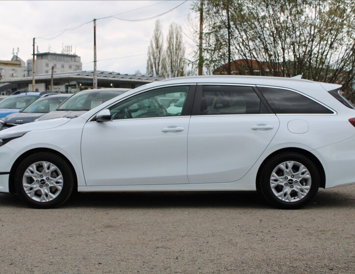 KIA Ceed Kombi 1,5 l 117 kw