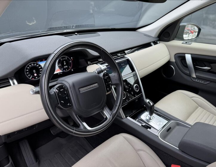 Land Rover Discovery Sport SUV 2,0 l 110 kw