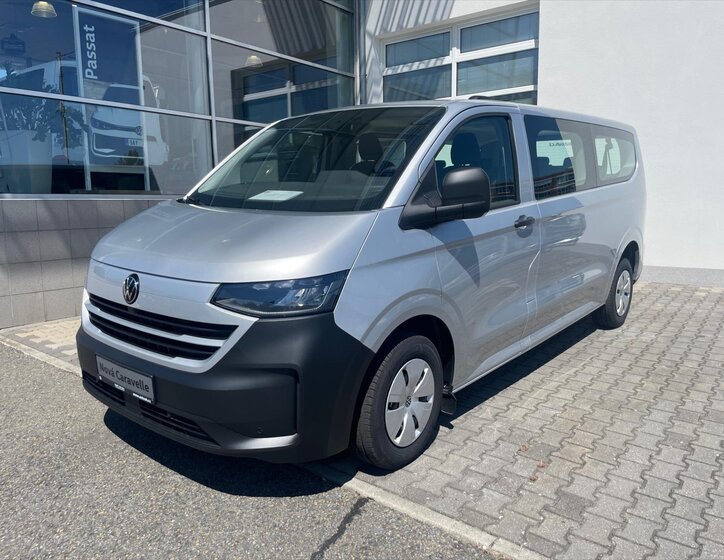 Volkswagen Caravelle 1