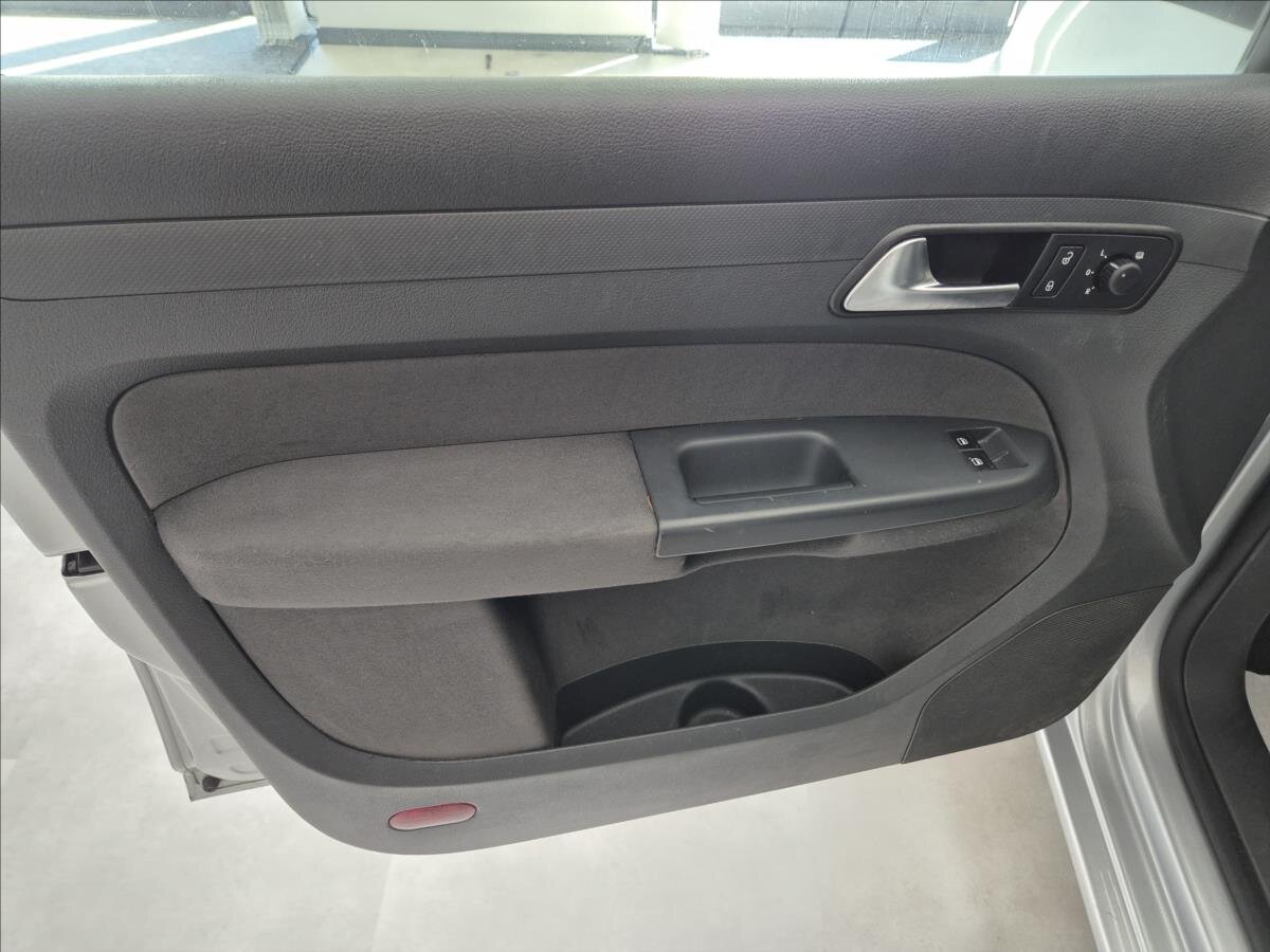 Volkswagen Caddy Kombi 2,0 l 80 kw