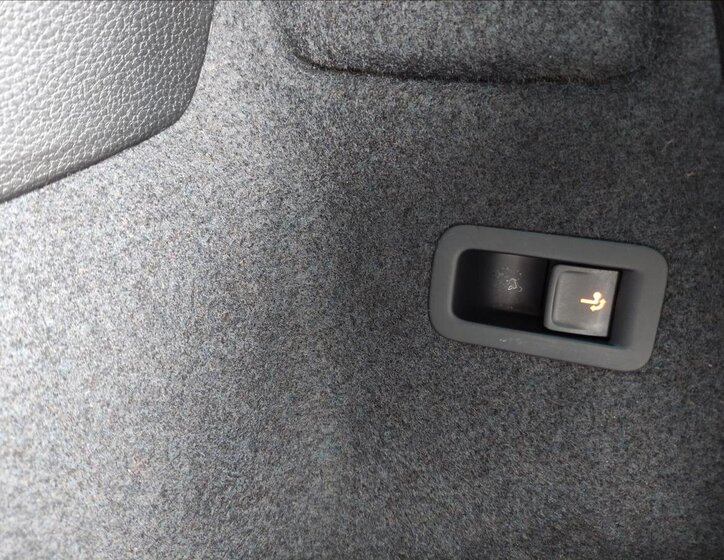 Škoda Karoq SUV 2,0 l 110 kw