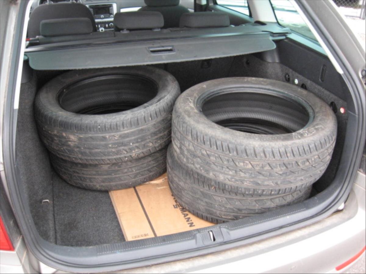 Škoda Octavia Kombi 1,6 l 77 kw