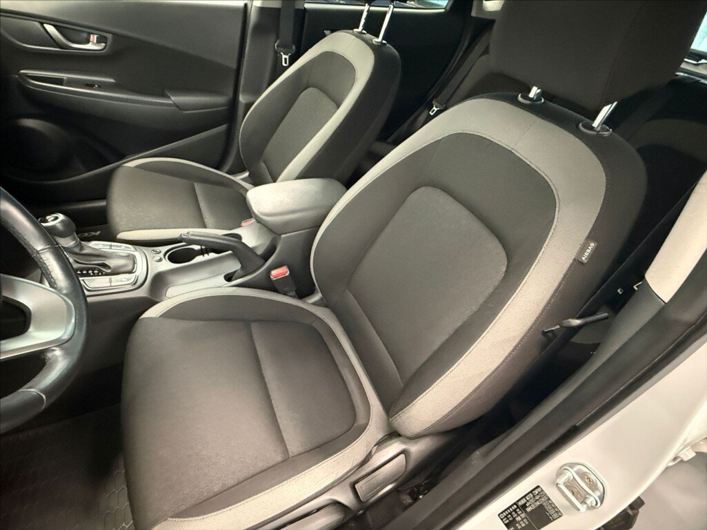 Hyundai Kona SUV / Terénní 1,6 l 130 kw