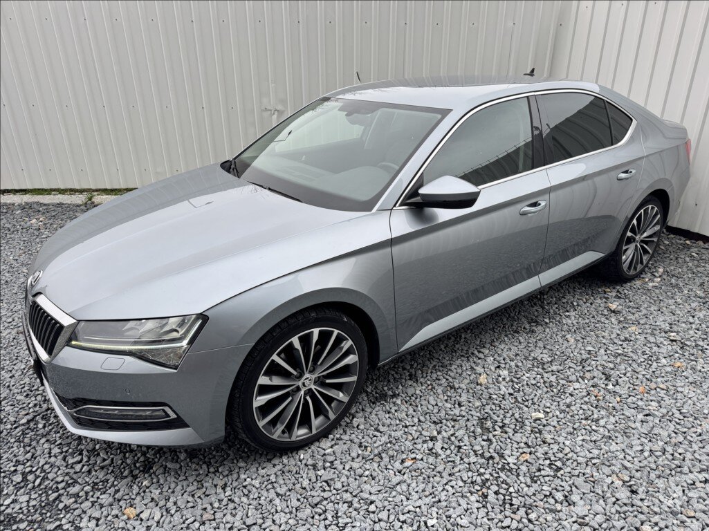 Škoda Superb Sedan / Limuzína 2,0 l 110 kw
