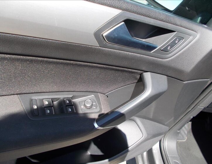 Volkswagen Touran 30