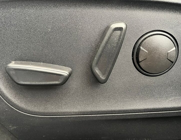 Ford Kuga SUV / Terénní 2,5 l 140 kw