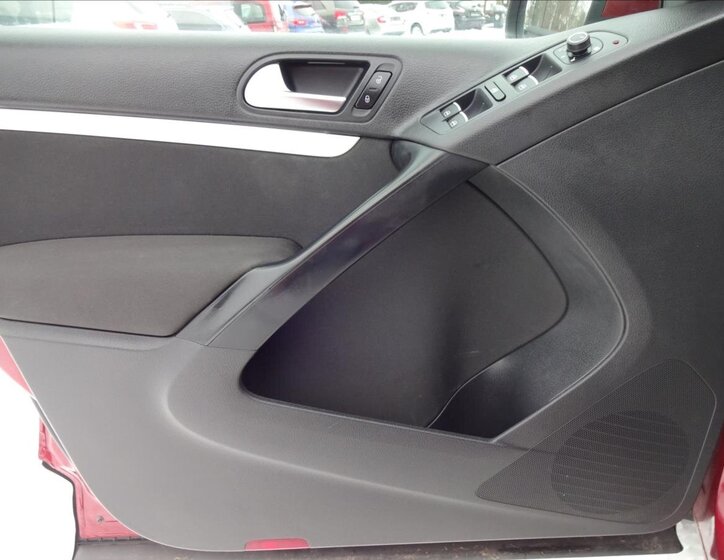 Volkswagen Tiguan SUV 1,4 l 92 kw