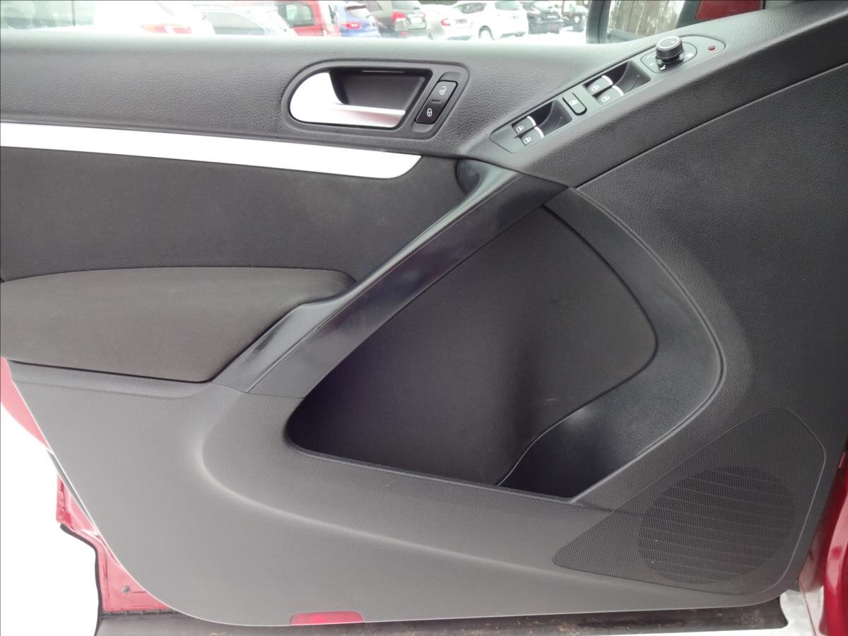 Volkswagen Tiguan SUV 1,4 l 92 kw