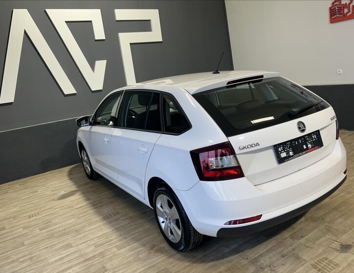 Škoda Rapid Hatchback 999,0 81 kw