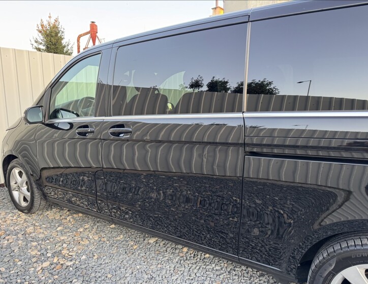 Mercedes-Benz Třídy V 21