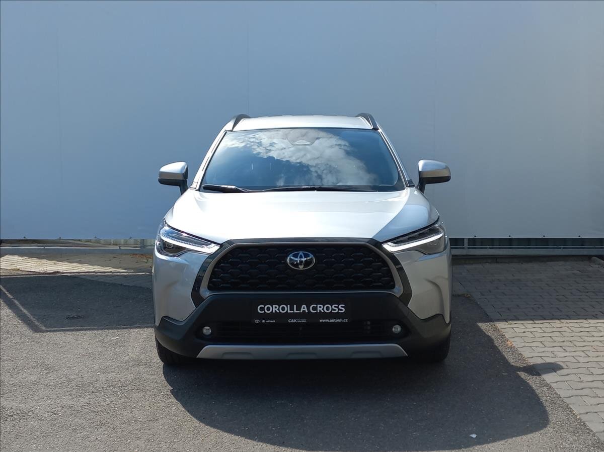 Toyota Corolla Cross SUV / Terénní 2,0 l 112 kw