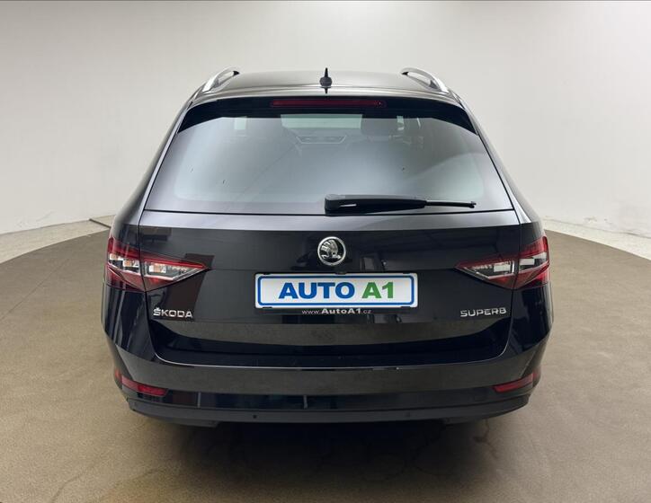Škoda Superb 5