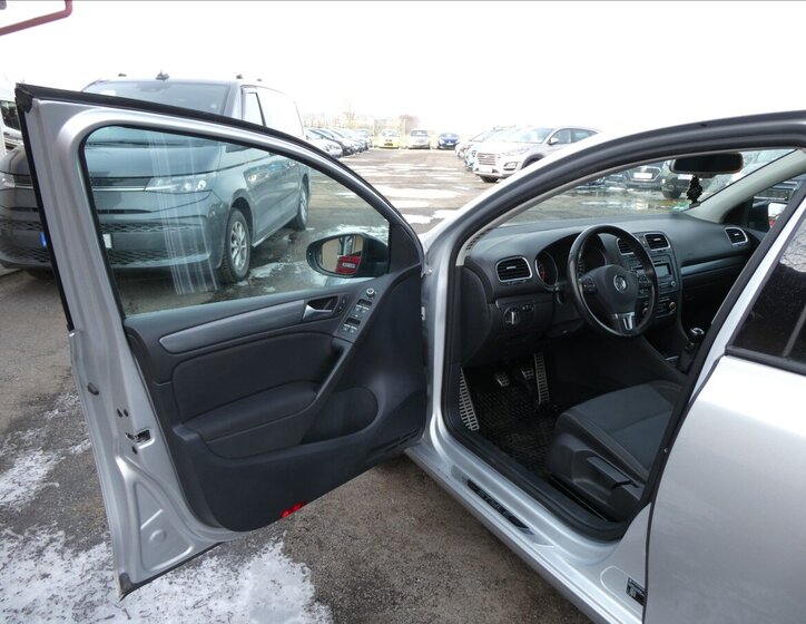 Volkswagen Golf Hatchback 1,4 l 90 kw