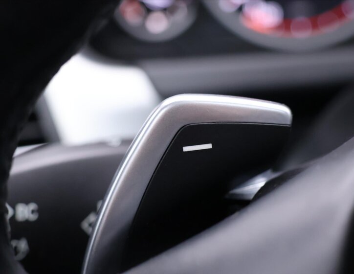 BMW Řada 6 Sedan / Limuzína 3,0 l 230 kw